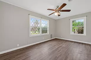 515 24th Ave N, Texas City, TX 77590 - Photo 17