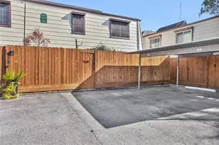 11515 Burdine St, Houston, TX 77035 - Photo 37