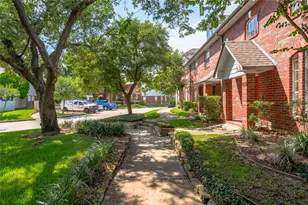 1289 El Camino Village Dr, Houston, TX 77058 - Photo 33