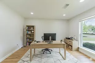 6119 S Braeswood Blvd, Houston, TX 77096 - Photo 9