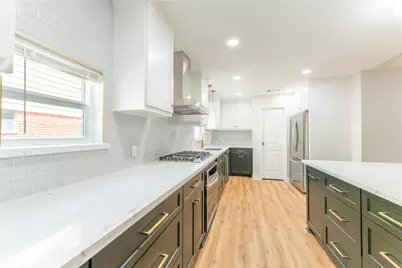 6119 S Braeswood Boulevard, Houston, TX 77096 - Photo 15