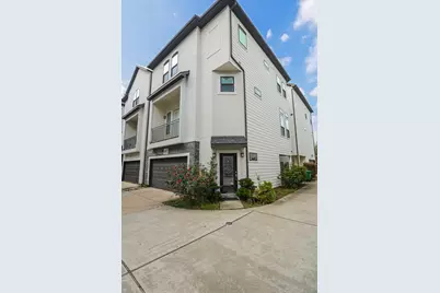 964 W 24th Street, Houston, TX 77008 - Photo 1