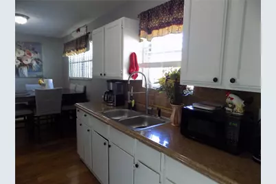 5016 Creekmont Drive, Houston, TX 77091 - Photo 11