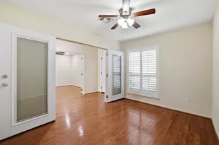 14121 Lost Meadow Ln, Houston, TX 77079 - Photo 9