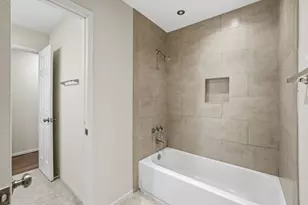 14121 Lost Meadow Ln, Houston, TX 77079 - Photo 29