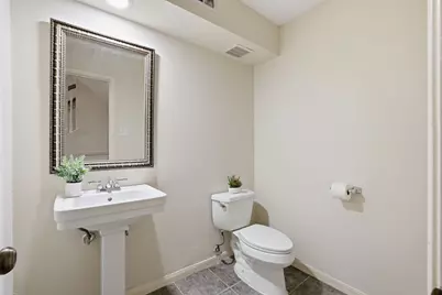 14121 Lost Meadow Lane, Houston, TX 77079 - Photo 23