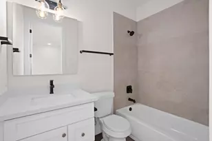 3905 Pinemont Dr, Houston, TX 77018 - Photo 9