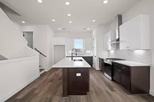 3905 Pinemont Dr, Houston, TX 77018 - Photo 17
