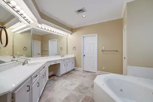 19210 Foxtree Ln, Houston, TX 77094 - Photo 19