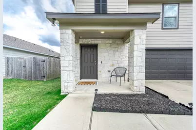 2015 Avenue H, Danbury, TX 77534 - Photo 3