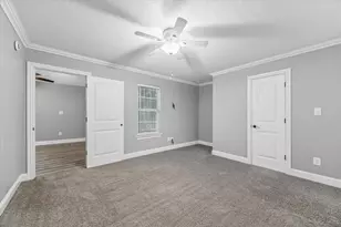 601 W Cleveland St, Baytown, TX 77520 - Photo 29