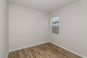 194 Emma Rose Dr, Katy, TX 77493 - Photo 13