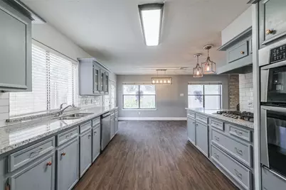 11902 Brook Meadows Lane, Meadows Place, TX 77477 - Photo 13