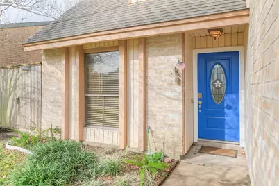 11902 Brook Meadows Lane, Meadows Place, TX 77477 - Photo 3