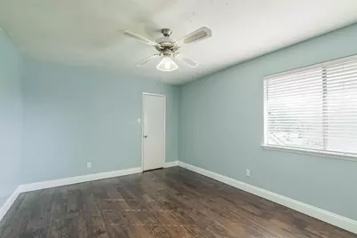 11902 Brook Meadows Lane, Meadows Place, TX 77477 - Photo 31