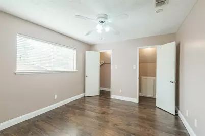 11902 Brook Meadows Lane, Meadows Place, TX 77477 - Photo 29
