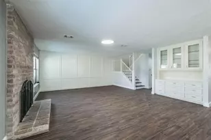 11902 Brook Meadows Ln, Meadows Place, TX 77477 - Photo 5