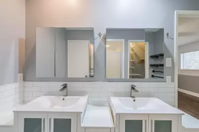 11902 Brook Meadows Lane, Meadows Place, TX 77477 - Photo 25