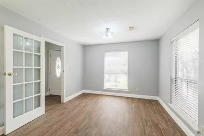 11902 Brook Meadows Lane, Meadows Place, TX 77477 - Photo 19