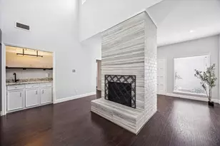 11947 Briar Forest Dr, Houston, TX 77077 - Photo 9