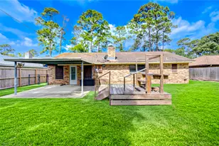 7306 Cottonwood Dr, Baytown, TX 77521 - Photo 19