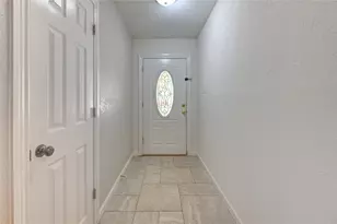 7306 Cottonwood Dr, Baytown, TX 77521 - Photo 3