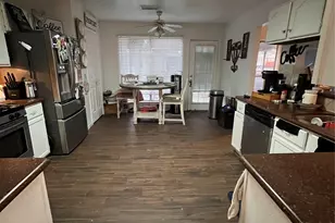 2938 Norwich St, Pearland, TX 77584 - Photo 5