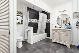 1007 N Pine St, Woodville, TX 75979 - Photo 17