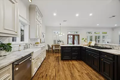 401 W 21st Street, Houston, TX 77008 - Photo 11