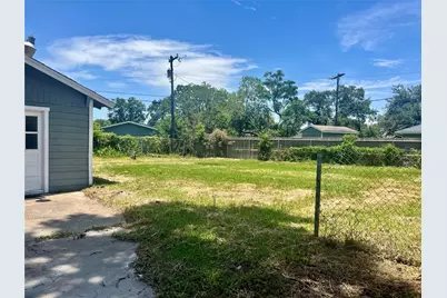 122 22nd Avenue N, Texas City, TX 77590 - Photo 15