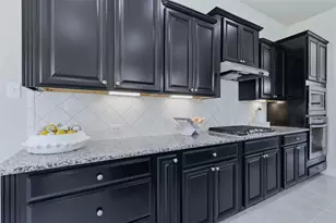 9926 Common Hawker Ct, Conroe, TX 77385 - Photo 11