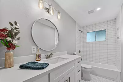 402 Christina Lane, Friendswood, TX 77546 - Photo 23