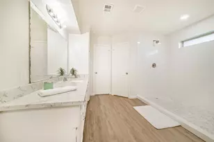 1011 Baltic Ln, Houston, TX 77090 - Photo 25