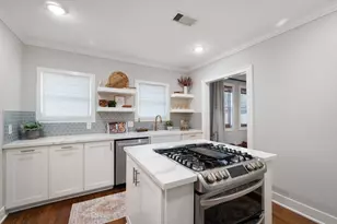 741 E 16th St, Houston, TX 77008 - Photo 13