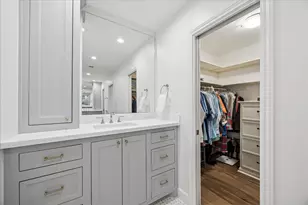 7906 Meadowbriar Ln, Houston, TX 77063 - Photo 23