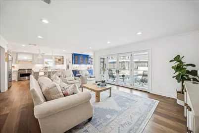 7906 Meadowbriar Lane, Houston, TX 77063 - Photo 11