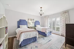 7906 Meadowbriar Ln, Houston, TX 77063 - Photo 25