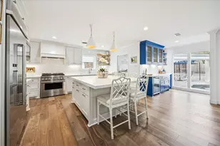 7906 Meadowbriar Ln, Houston, TX 77063 - Photo 17