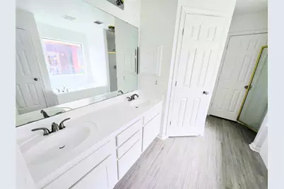 4018 Crystal Lake Circle N, Pearland, TX 77584 - Photo 23