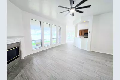 4018 Crystal Lake Circle N, Pearland, TX 77584 - Photo 9