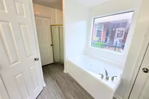 4018 Crystal Lake Circle N, Pearland, TX 77584 - Photo 25