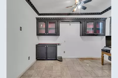 7923 Glenview Drive, Houston, TX 77061 - Photo 13