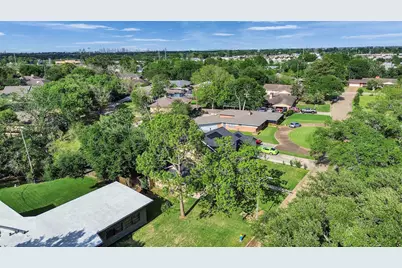 7923 Glenview Drive, Houston, TX 77061 - Photo 25