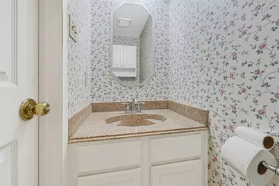 330 Welford Lane, Highlands, TX 77562 - Photo 9