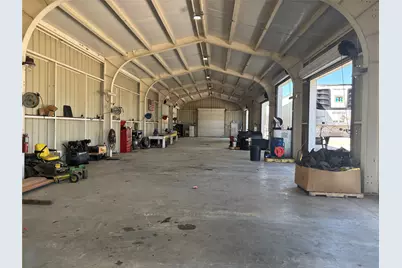 13046 Tx-105, Conroe, TX 77306 - Photo 5