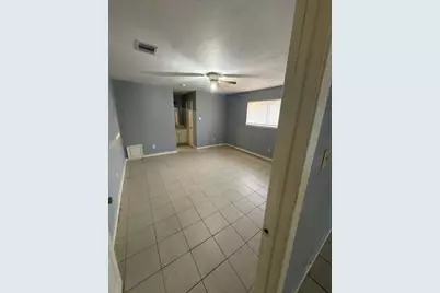 305 N Linden Drive N, Texas City, TX 77591 - Photo 7