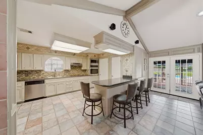 201 Amber Lane, League City, TX 77573 - Photo 9