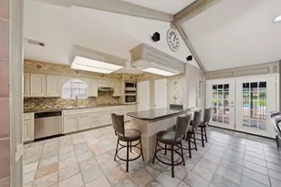 201 Amber Ln, League City, TX 77573 - Photo 9