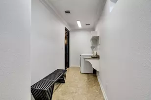 2523 Watts St, Houston, TX 77030 - Photo 39