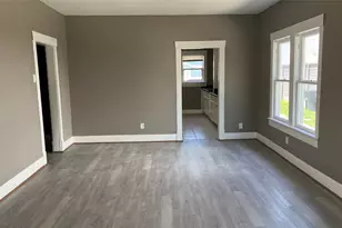 720 E 12th St, Houston, TX 77008 - Photo 3